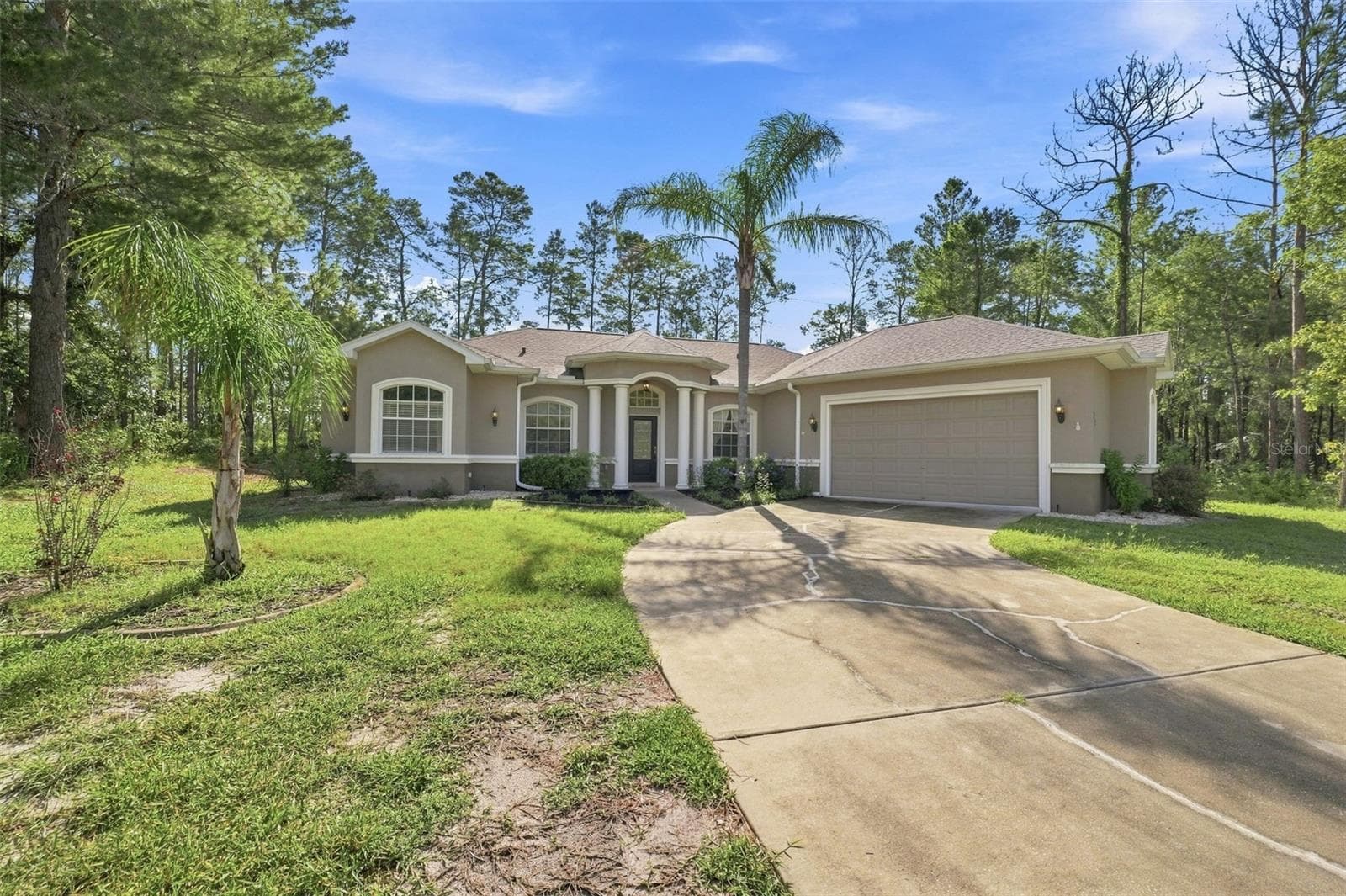 Front Exterior - 25 SANDERS CIR, HOMOSASSA