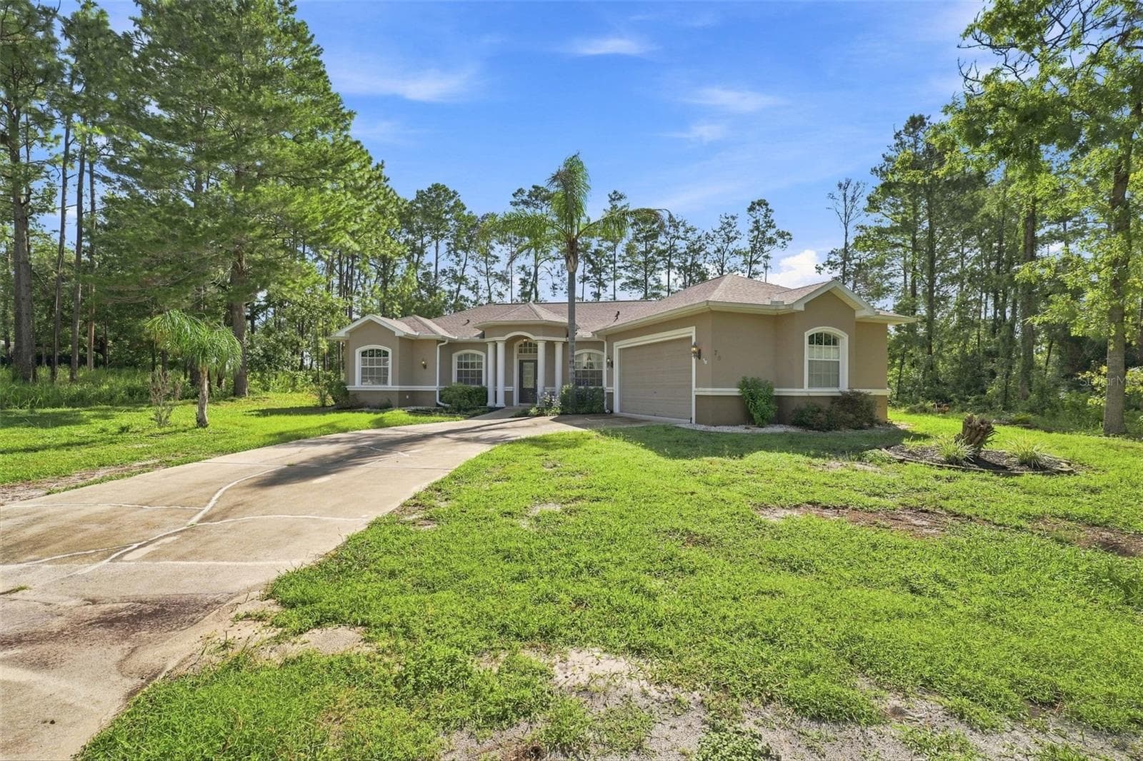 Front Exterior - 25 SANDERS CIR, HOMOSASSA