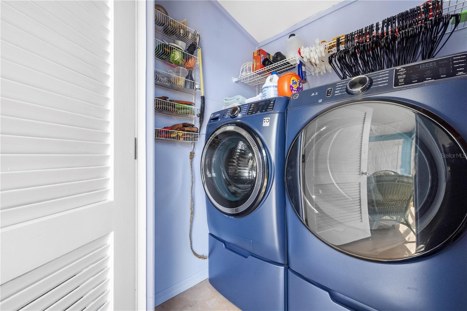 These are the appliances in the laundry closet! - 7035 DUKE ST, ENGLEWOOD