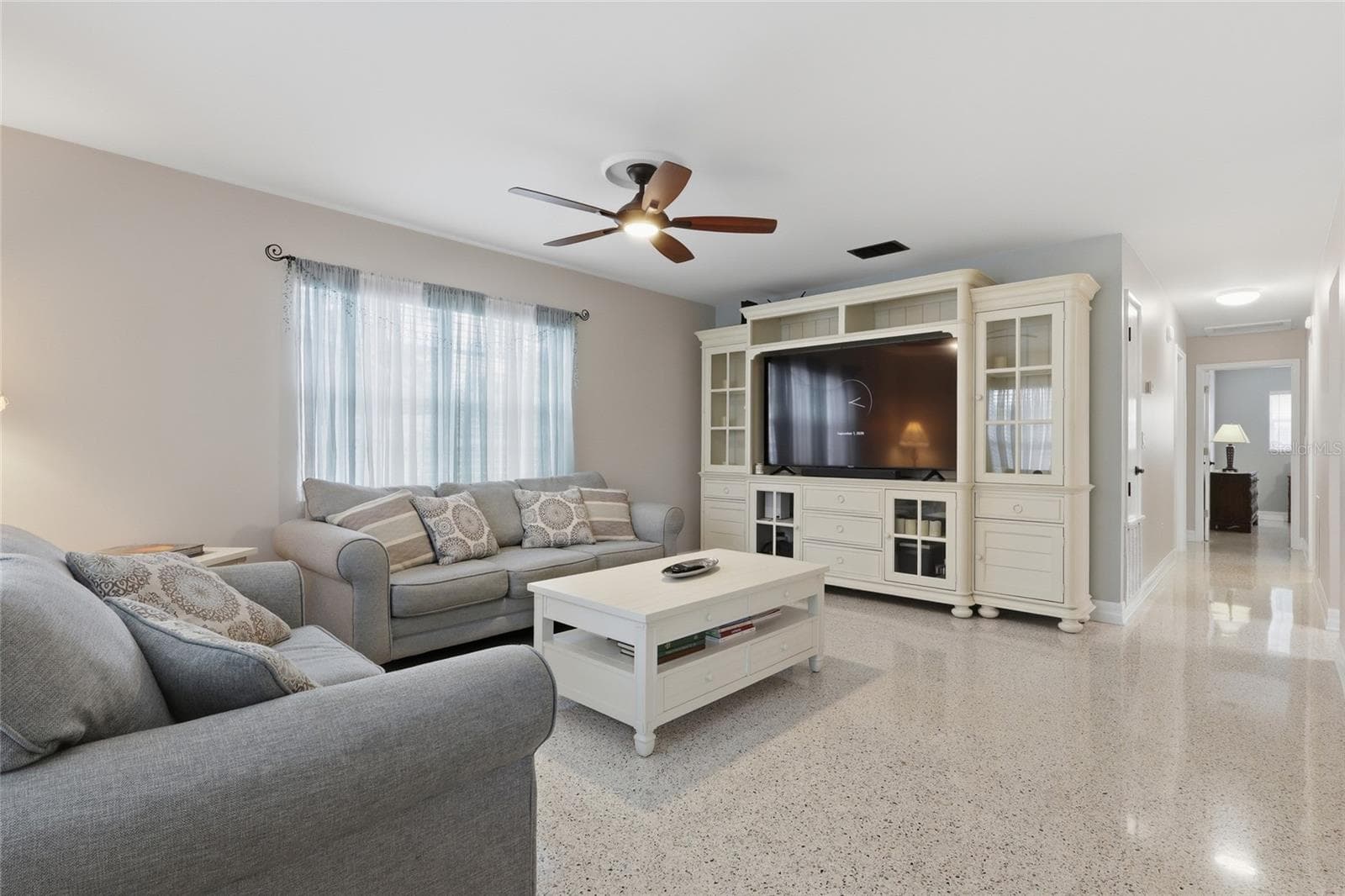 Single Family Residence at 8403 S FLINTROCK CT, TAMPA, photo 6 of 43