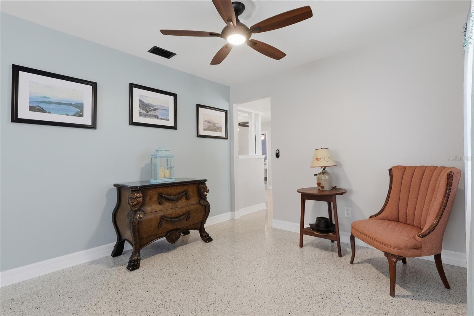 Single Family Residence at 8403 S FLINTROCK CT, TAMPA, photo 9 of 43