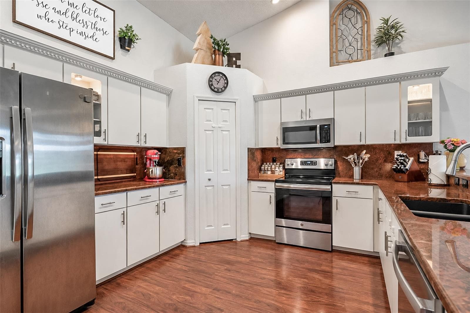 Kitchen - 1326 OAK VALLEY BLVD, MINNEOLA