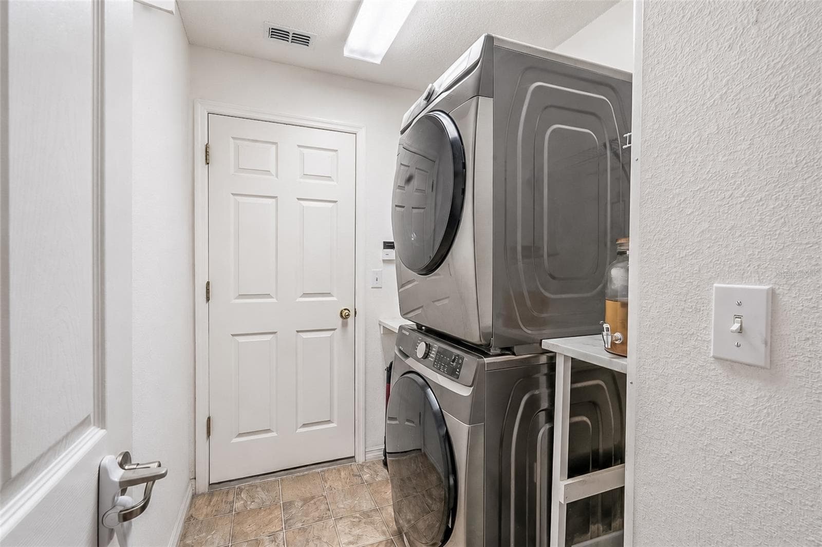 Laundry room - 1326 OAK VALLEY BLVD, MINNEOLA