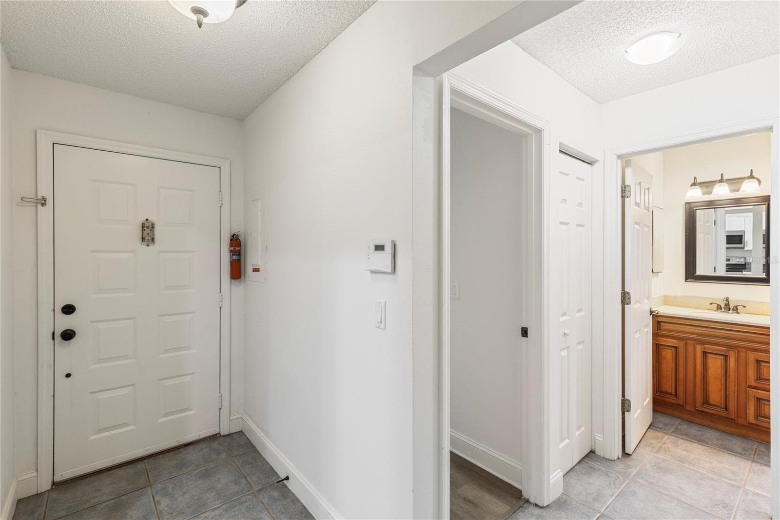 Villa at 321 DOVER CT E, SAFETY HARBOR, photo 20 of 46