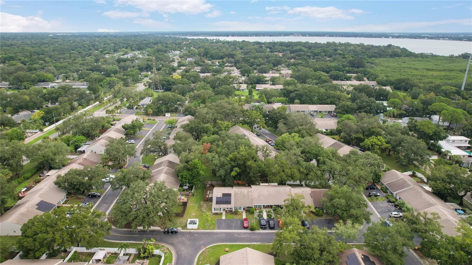 Villa at 321 DOVER CT E, SAFETY HARBOR, photo 40 of 46