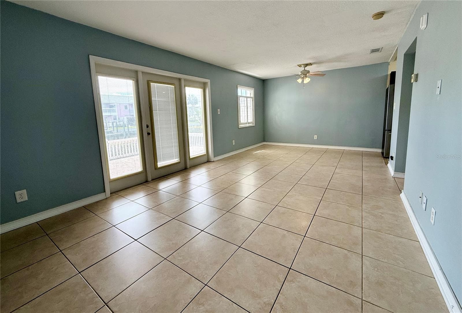 Condominium at 4784 BEACH DR SE #B, ST PETERSBURG, photo 2 of 40