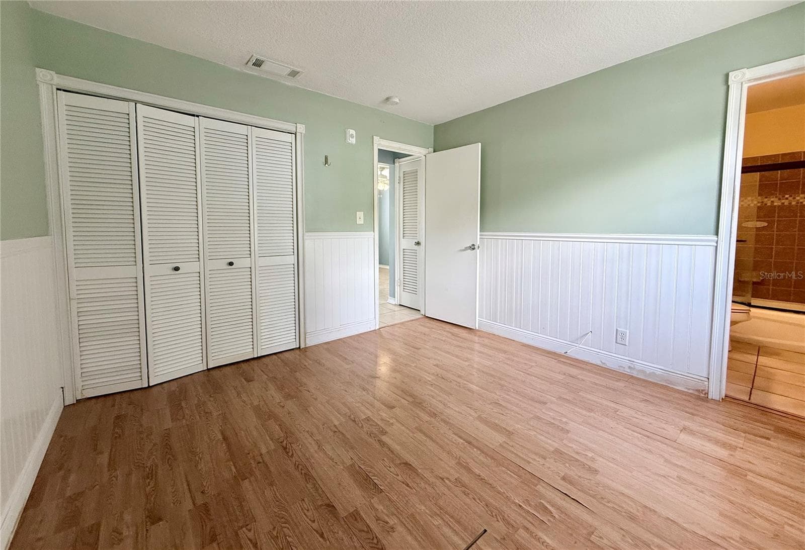 Condominium at 4784 BEACH DR SE #B, ST PETERSBURG, photo 9 of 40