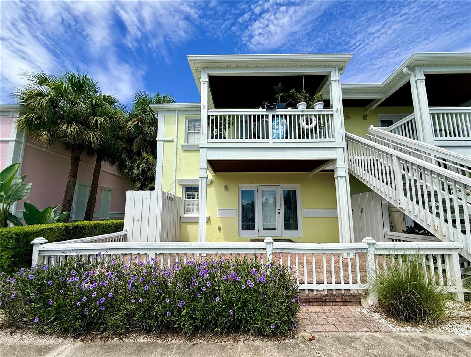 Condominium at 4784 BEACH DR SE #B, ST PETERSBURG, photo 12 of 40