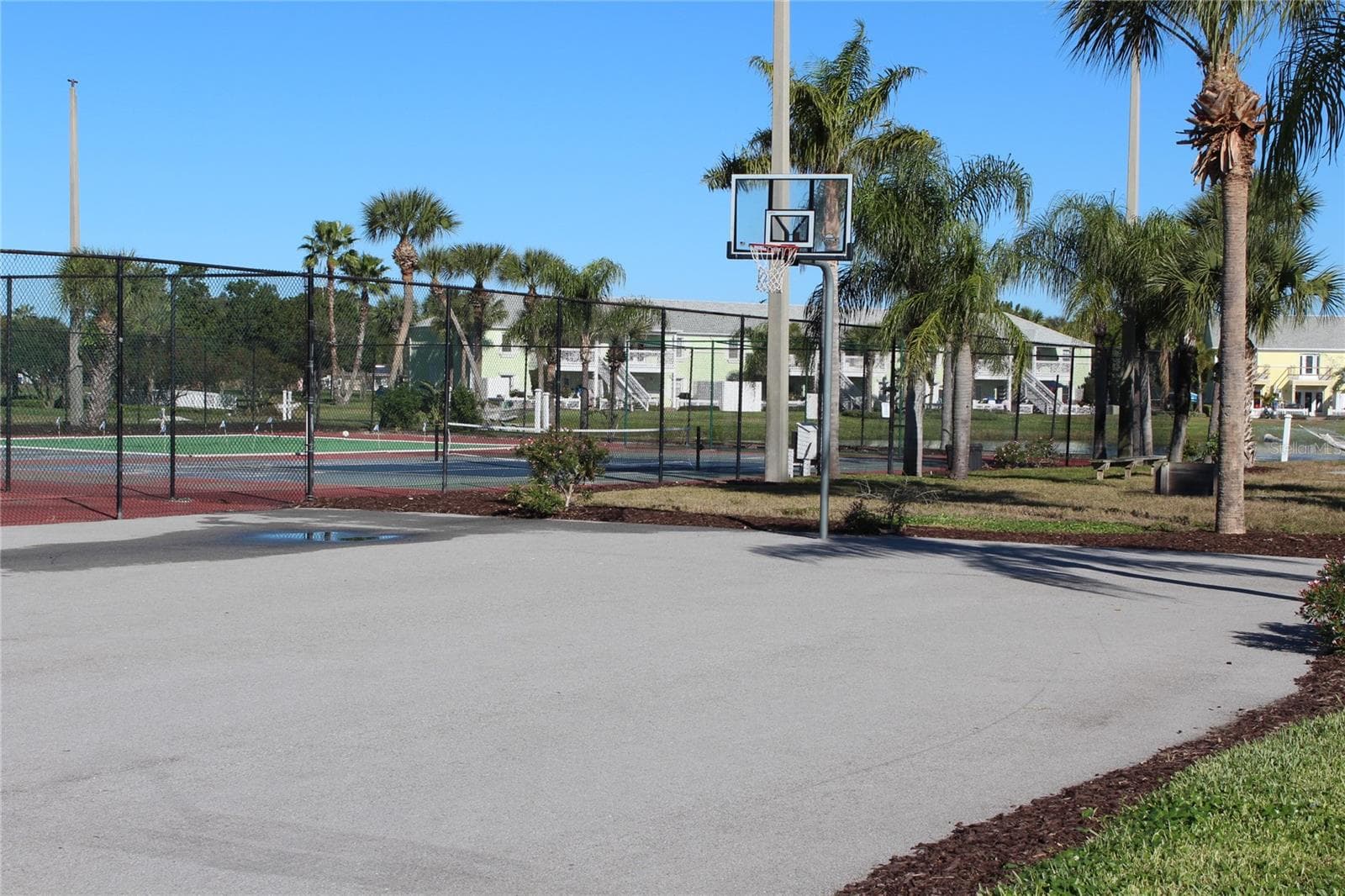 Condominium at 4784 BEACH DR SE #B, ST PETERSBURG, photo 15 of 40