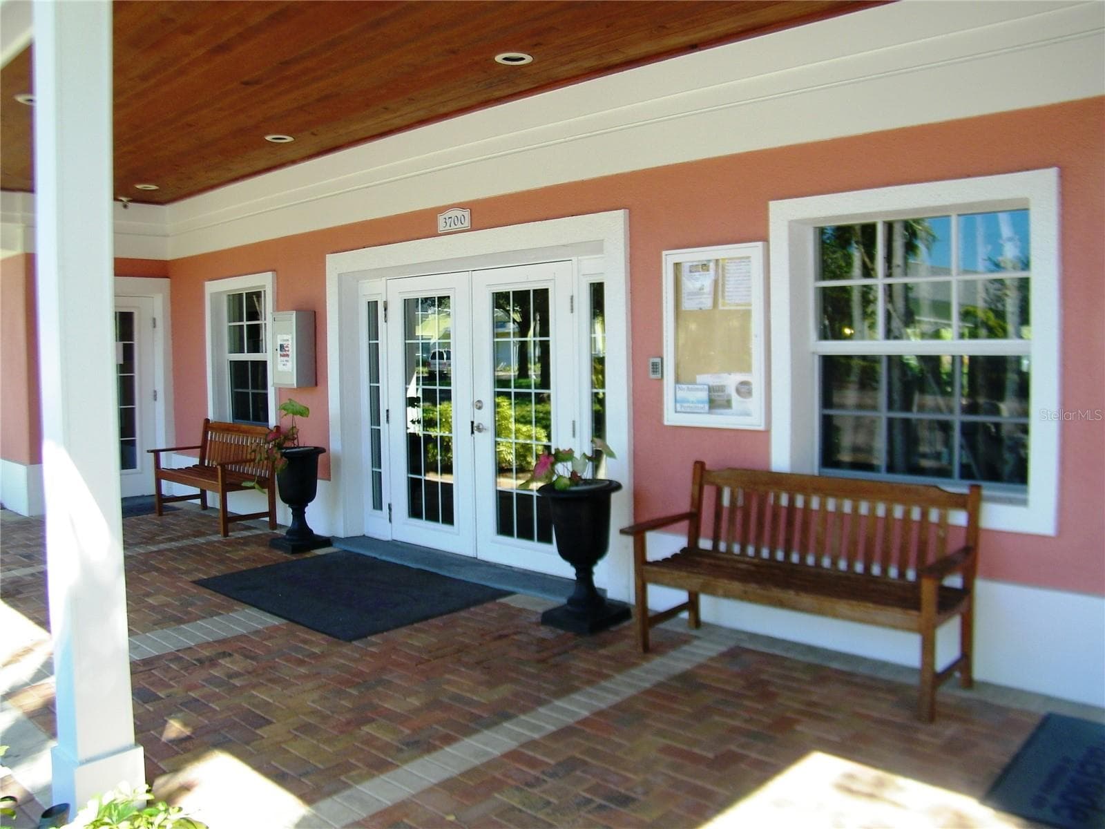 Condominium at 4784 BEACH DR SE #B, ST PETERSBURG, photo 32 of 40