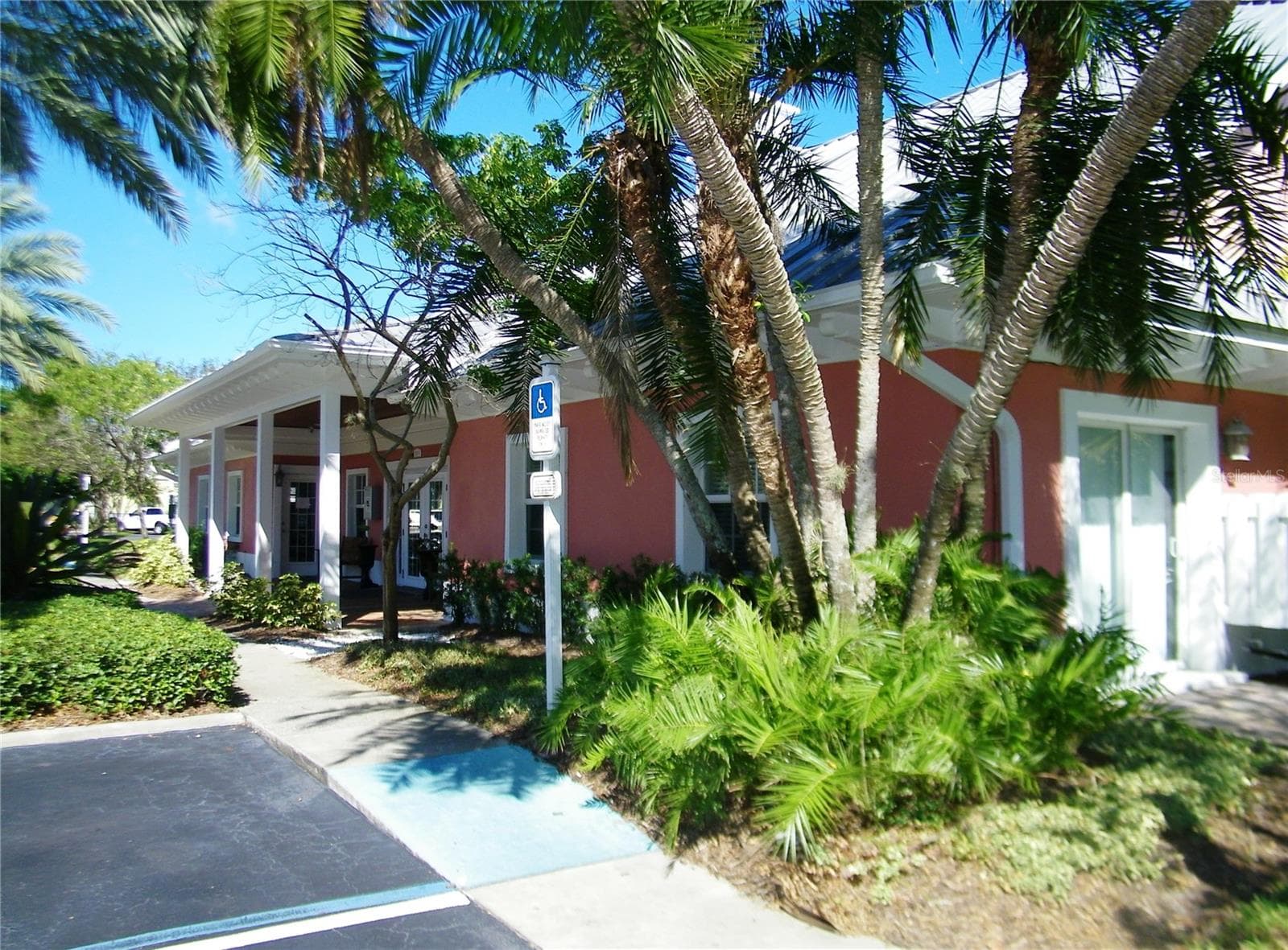 Condominium at 4784 BEACH DR SE #B, ST PETERSBURG, photo 33 of 40