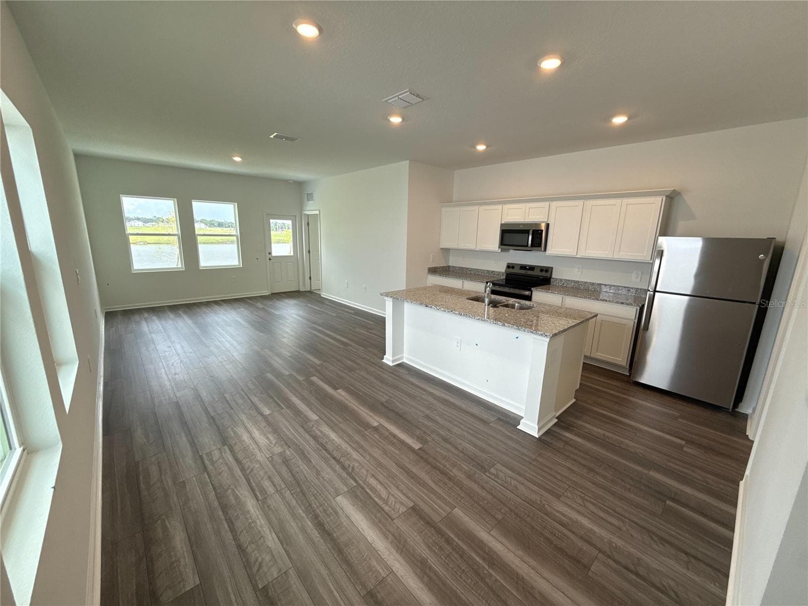 Single Family Residence at 10535 CURVING CREEK LOOP, PARRISH, photo 5 of 7