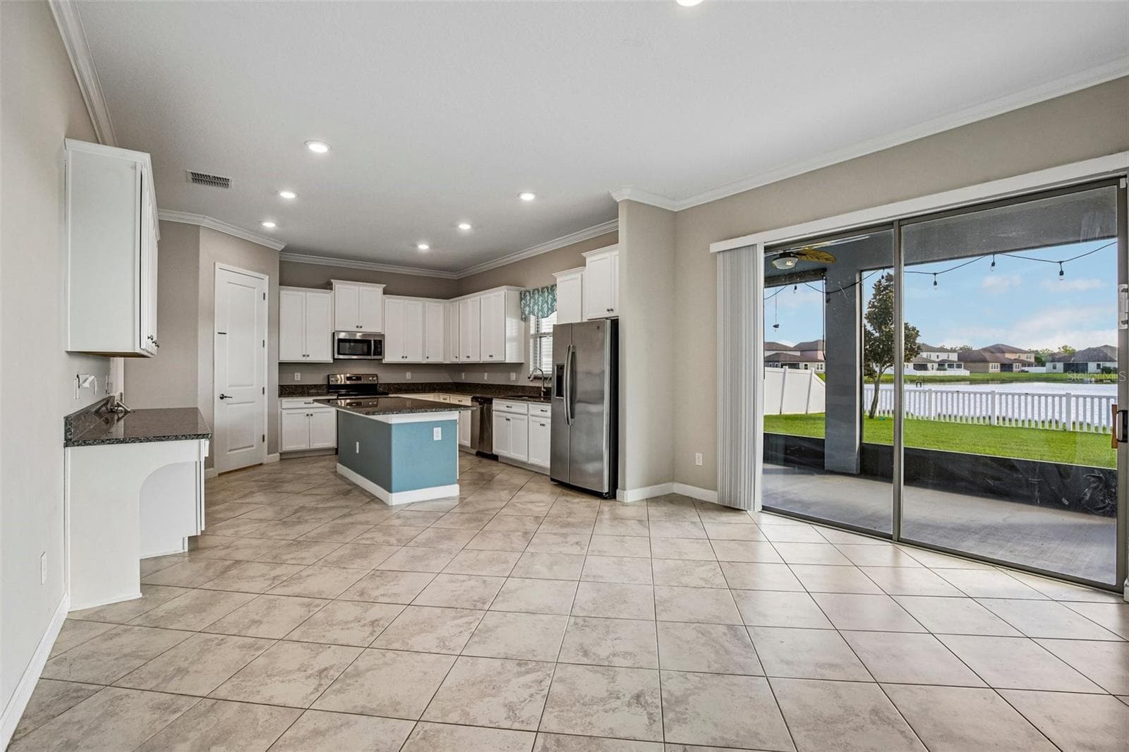 Single Family Residence at 11516 SUNBURST MARBLE RD, RIVERVIEW, photo 15 of 72