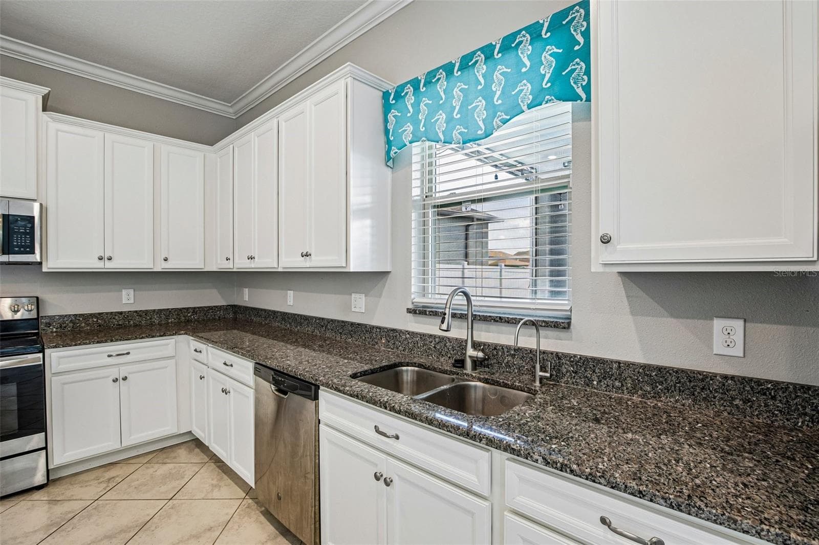 Single Family Residence at 11516 SUNBURST MARBLE RD, RIVERVIEW, photo 19 of 72