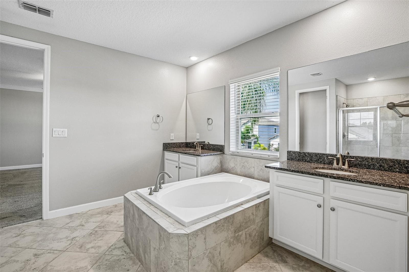 PRIMARY EN SUITE - 11516 SUNBURST MARBLE RD, RIVERVIEW