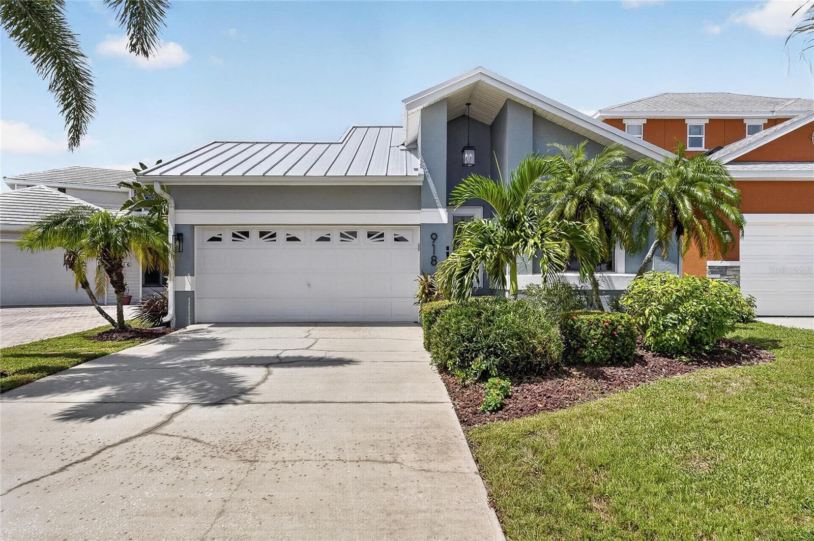 918 SHAGOS DR