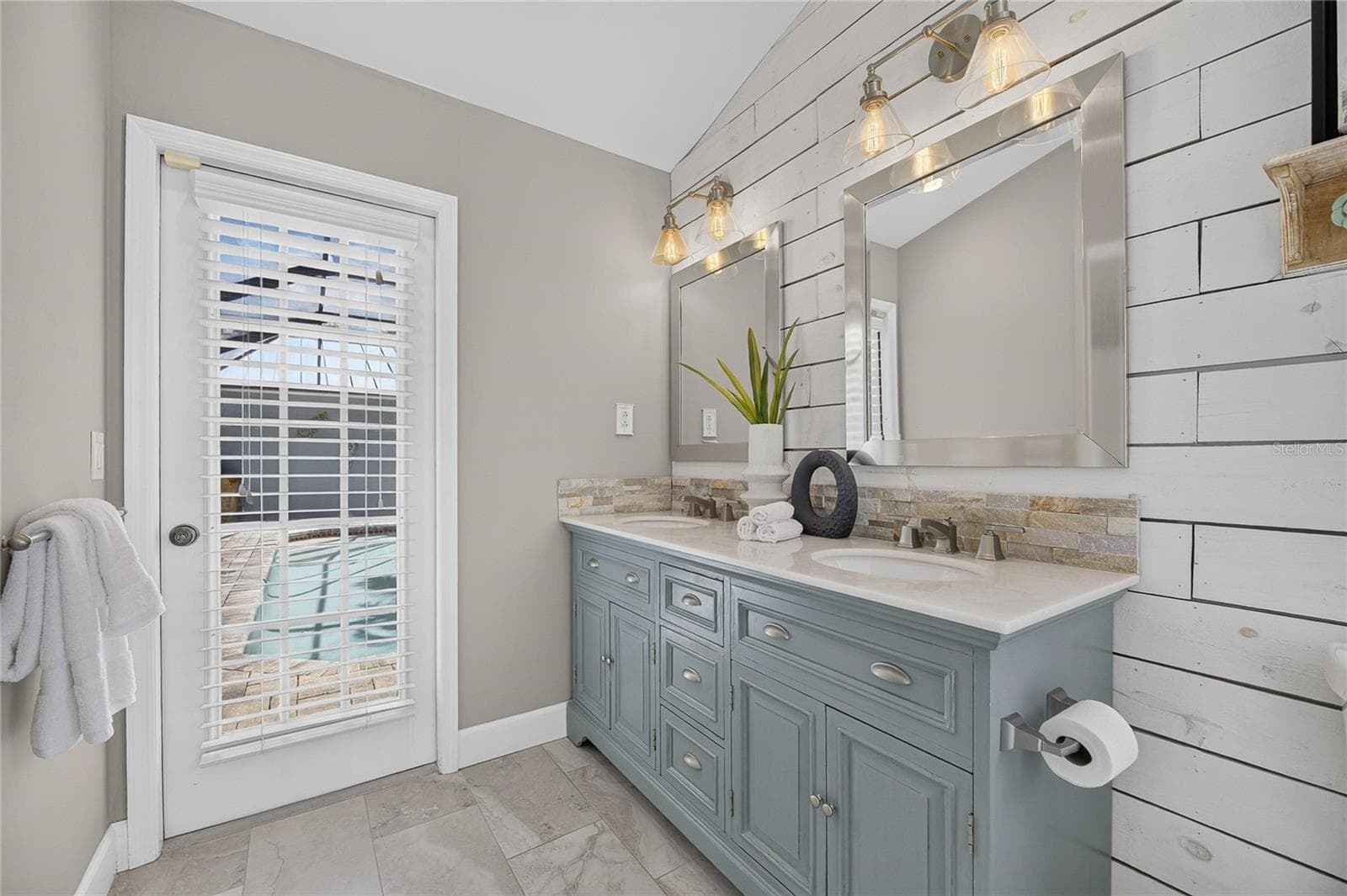 Single Family Residence at 918 SHAGOS DR, APOLLO BEACH, photo 50 of 75
