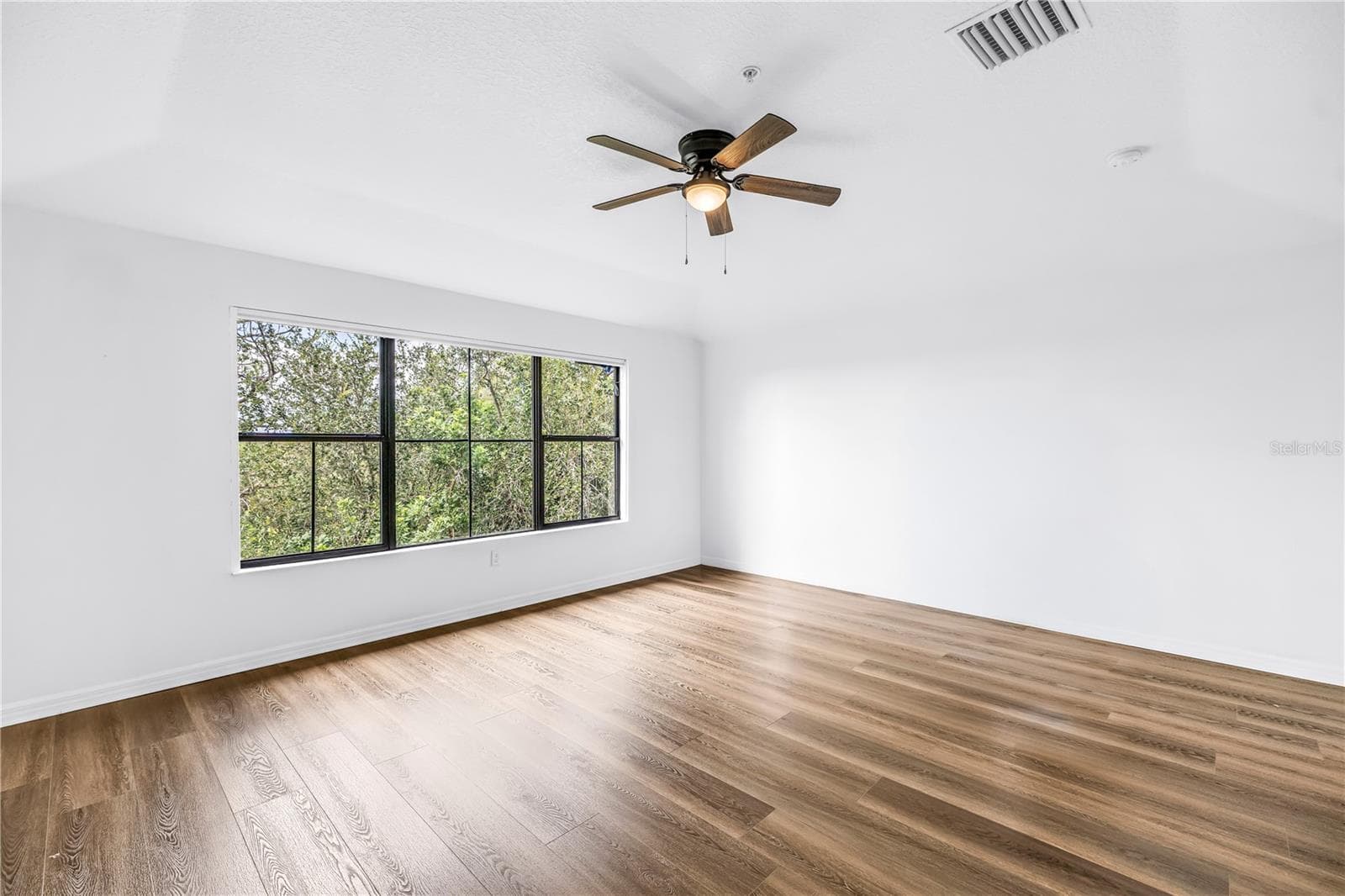 Townhouse at 9715 BAY GROVE LN, TAMPA, photo 21 of 57
