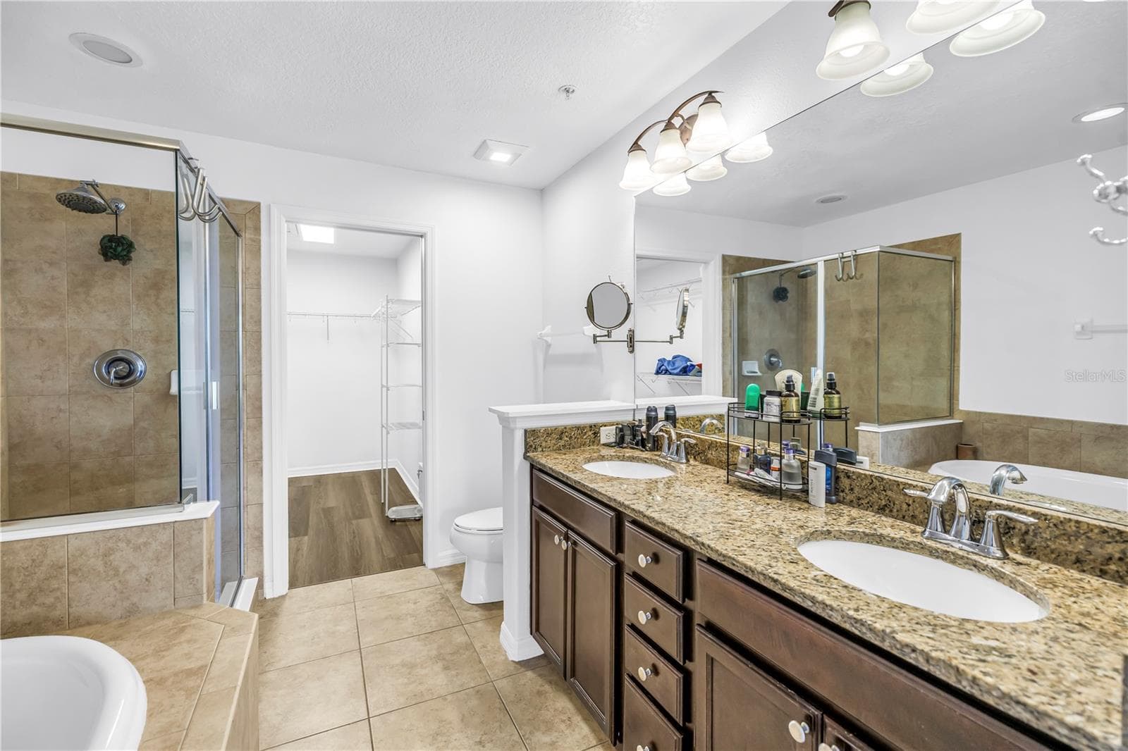 Townhouse at 9715 BAY GROVE LN, TAMPA, photo 23 of 57