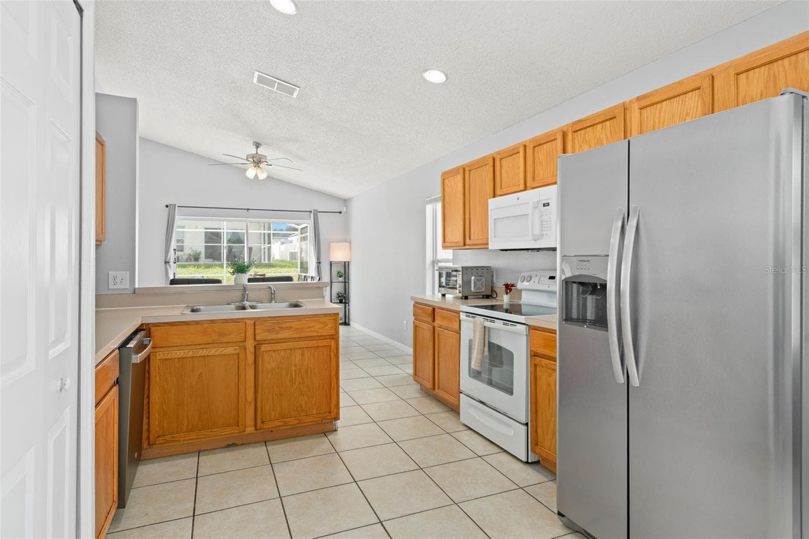 Single Family Residence at 173 HILLSIDE DR, DAVENPORT, photo 4 of 19