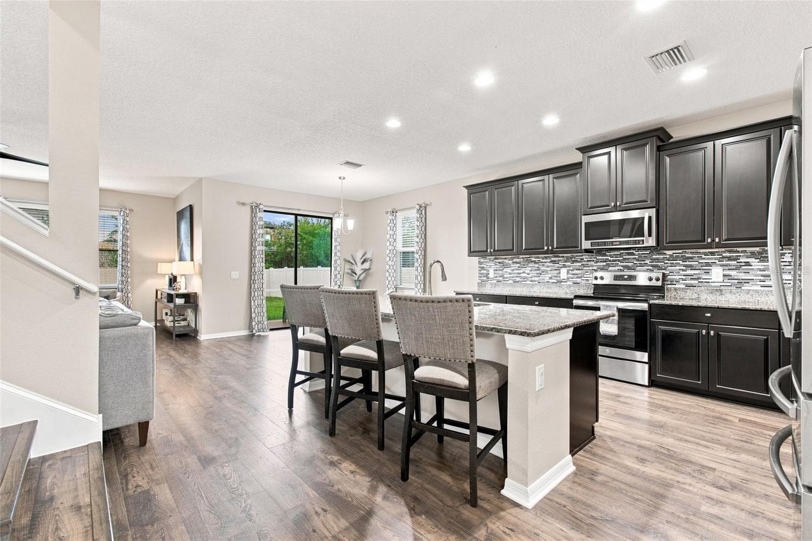 Single Family Residence at 19065 MALINCHE LOOP, SPRING HILL, photo 2 of 38
