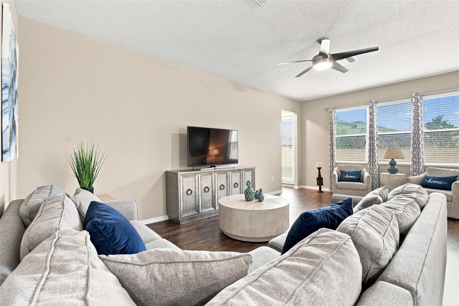 Single Family Residence at 19065 MALINCHE LOOP, SPRING HILL, photo 10 of 38