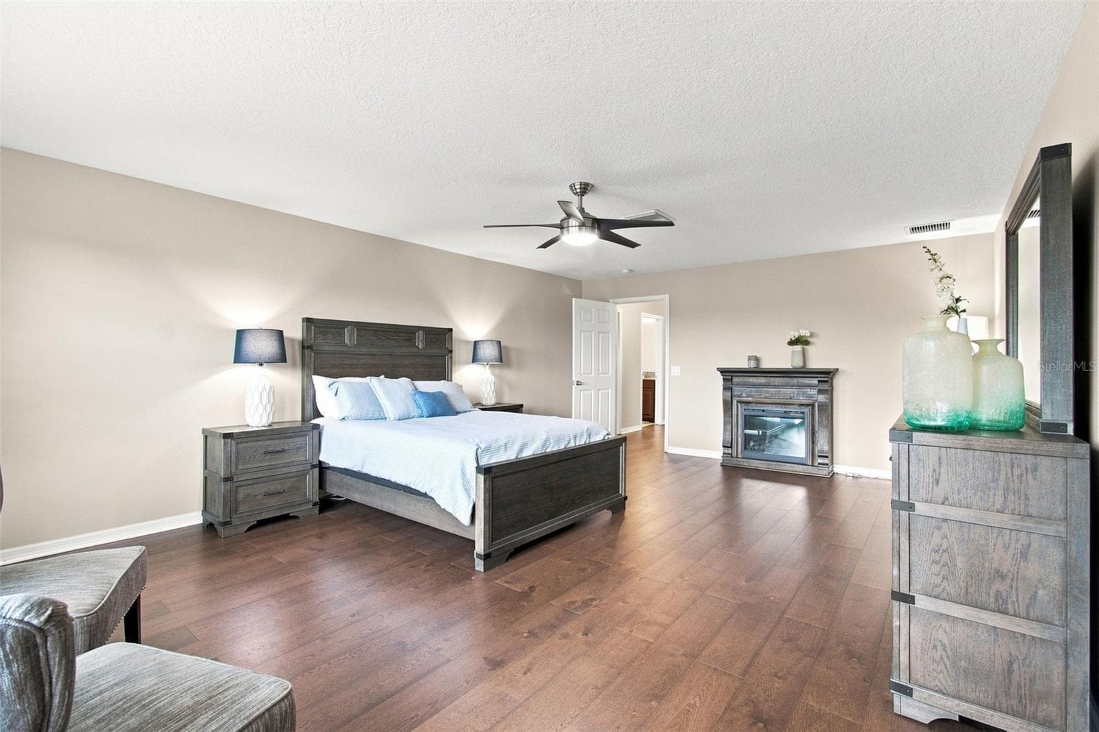 Single Family Residence at 19065 MALINCHE LOOP, SPRING HILL, photo 15 of 38