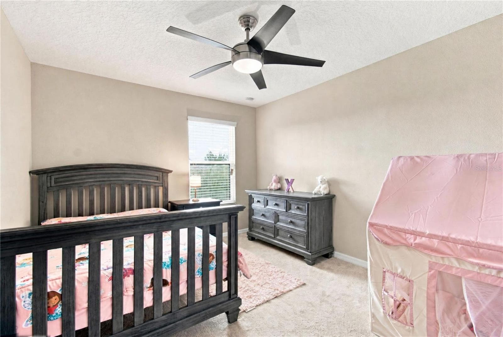 Single Family Residence at 19065 MALINCHE LOOP, SPRING HILL, photo 18 of 38