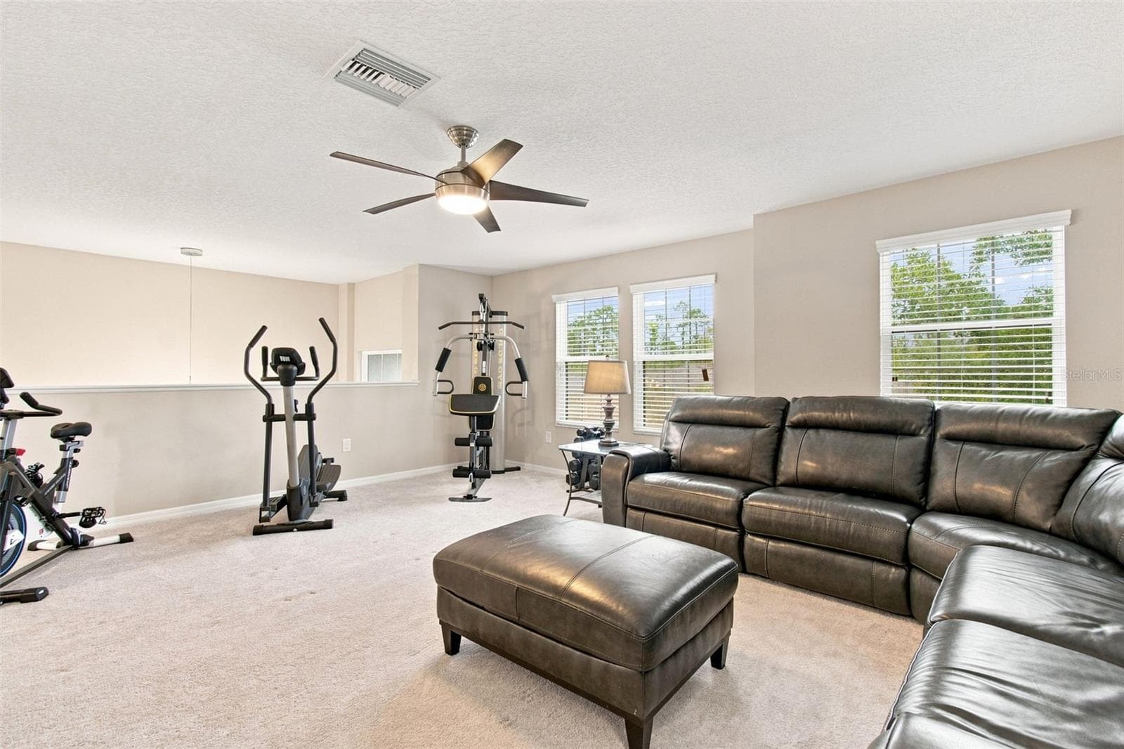 Single Family Residence at 19065 MALINCHE LOOP, SPRING HILL, photo 22 of 38