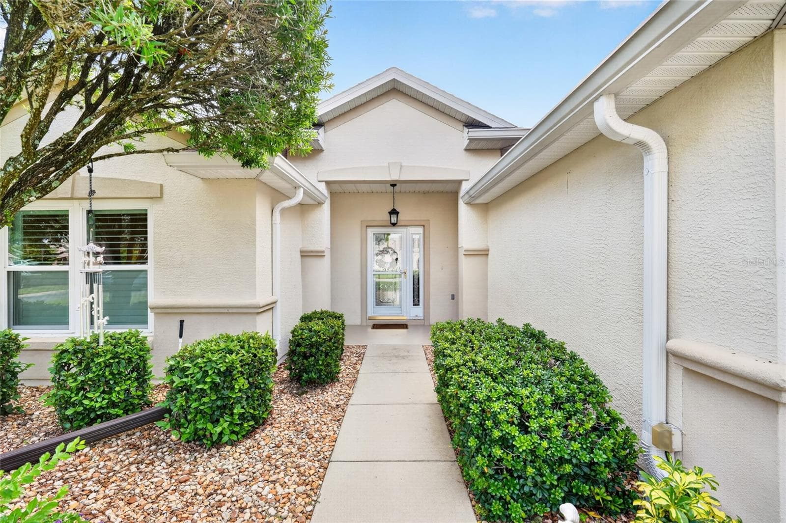 Walkway to Entrance - 13996 SE 94TH AVE, SUMMERFIELD