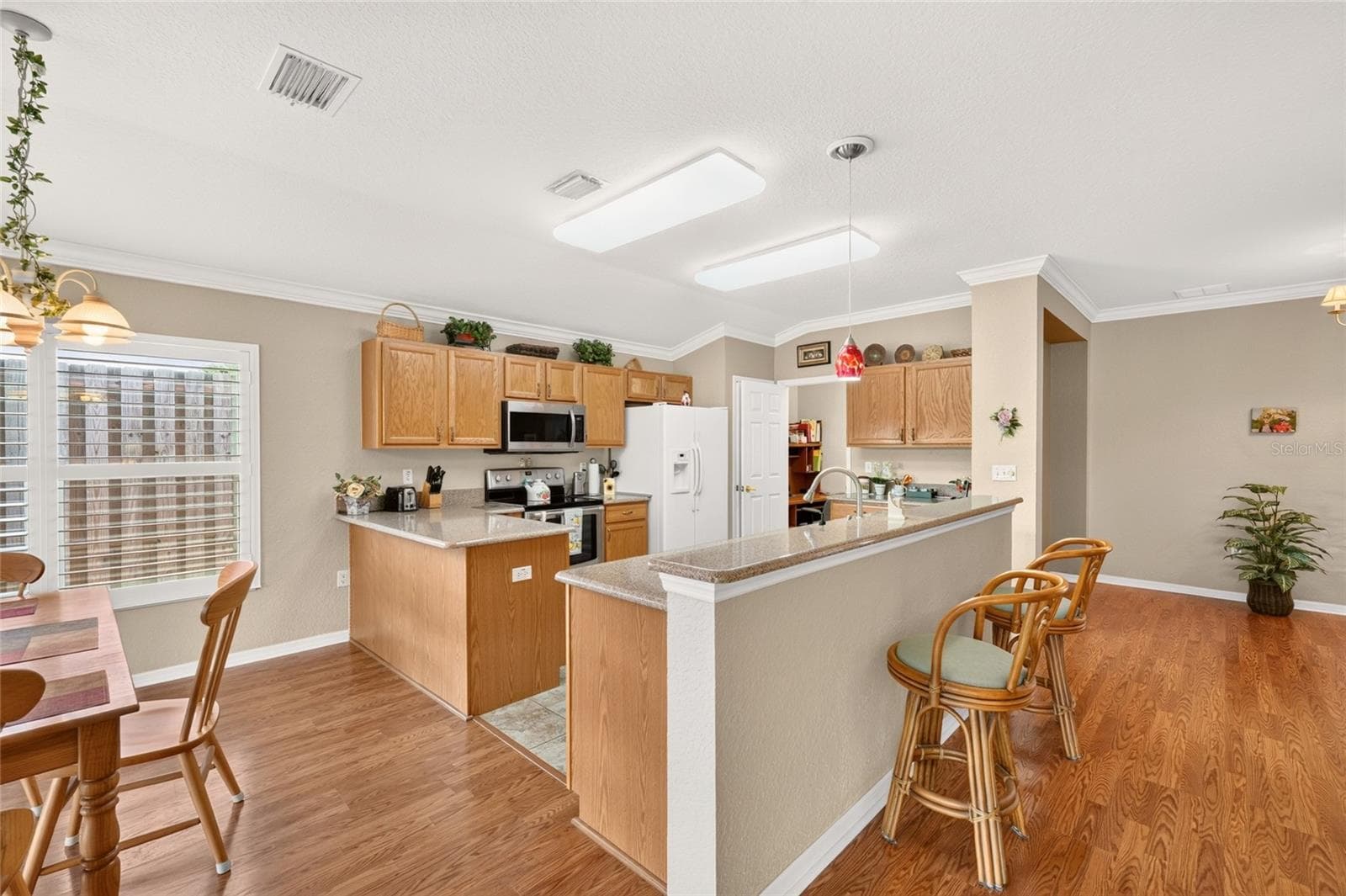 Kitchen - 13996 SE 94TH AVE, SUMMERFIELD