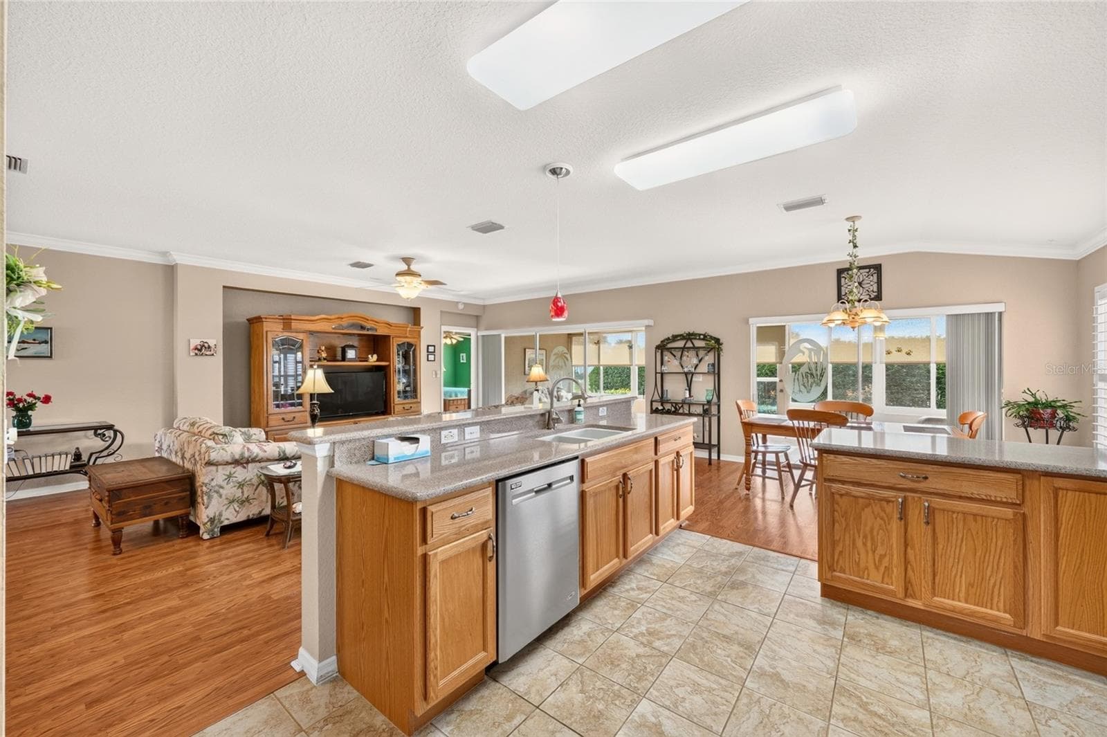Kitchen - 13996 SE 94TH AVE, SUMMERFIELD