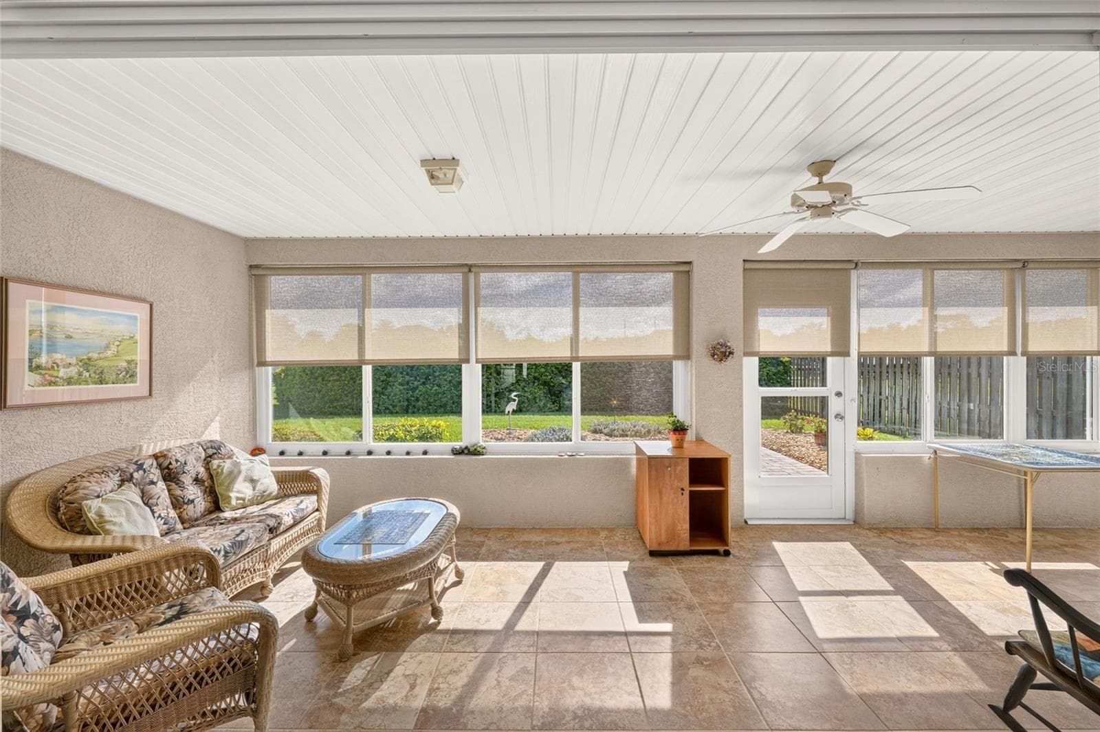Lanai - 13996 SE 94TH AVE, SUMMERFIELD