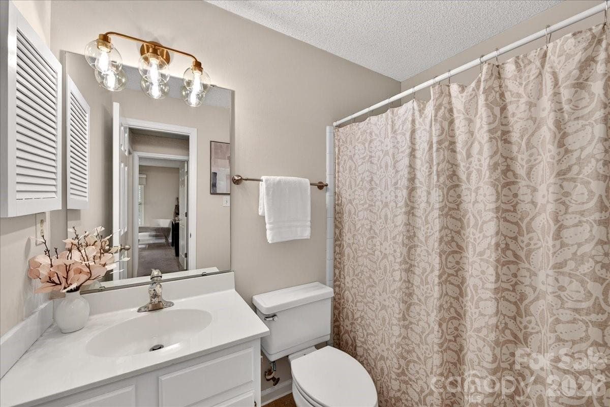 Condominium at 5011 Sharon Road, Charlotte, photo 35 of 39