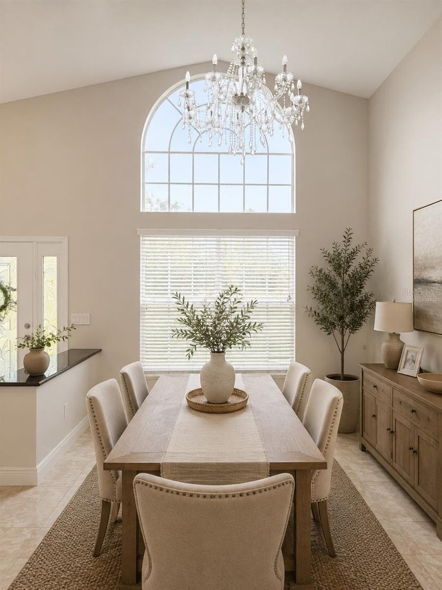 virtually staged - 6518 APPALOOSA DR, TAMPA