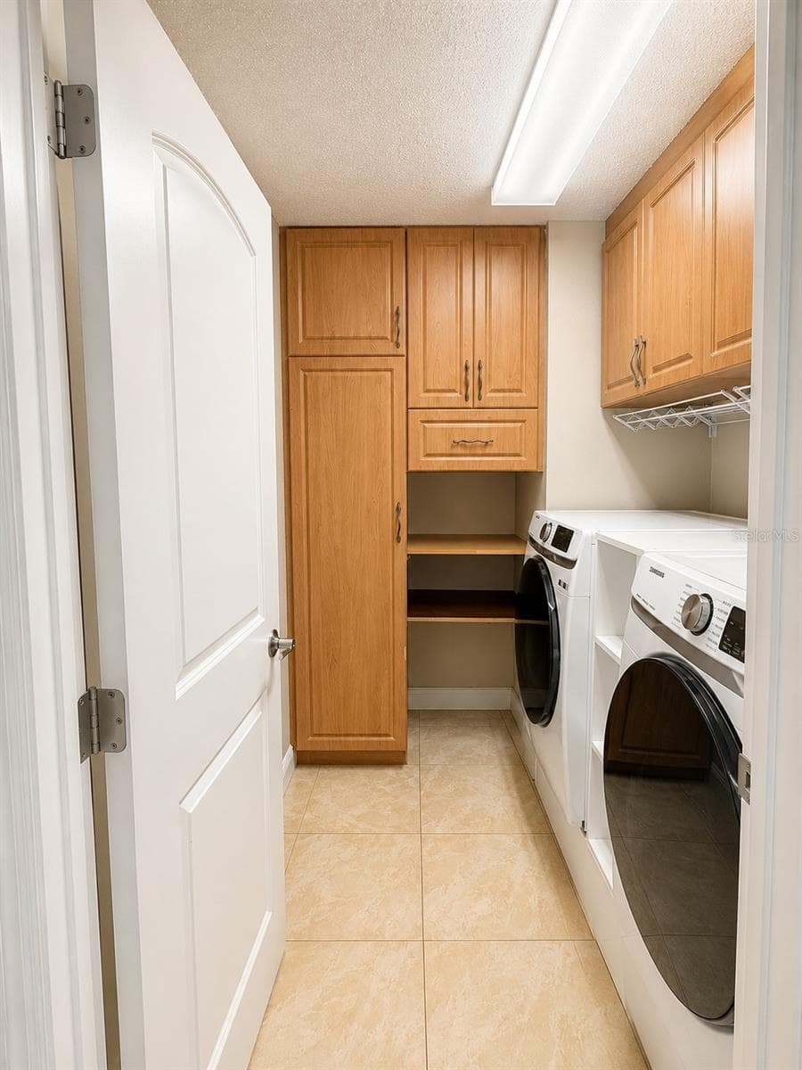 Laundry - 6518 APPALOOSA DR, TAMPA