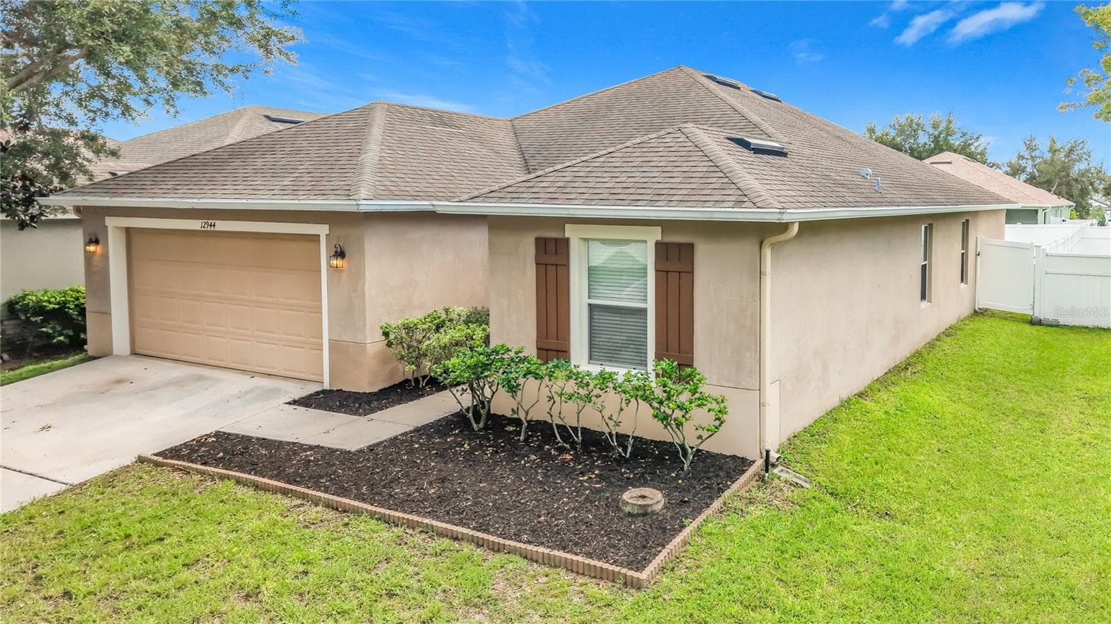Single Family Residence at 12944 BOGGY POINTE DR, ORLANDO, photo 3 of 65