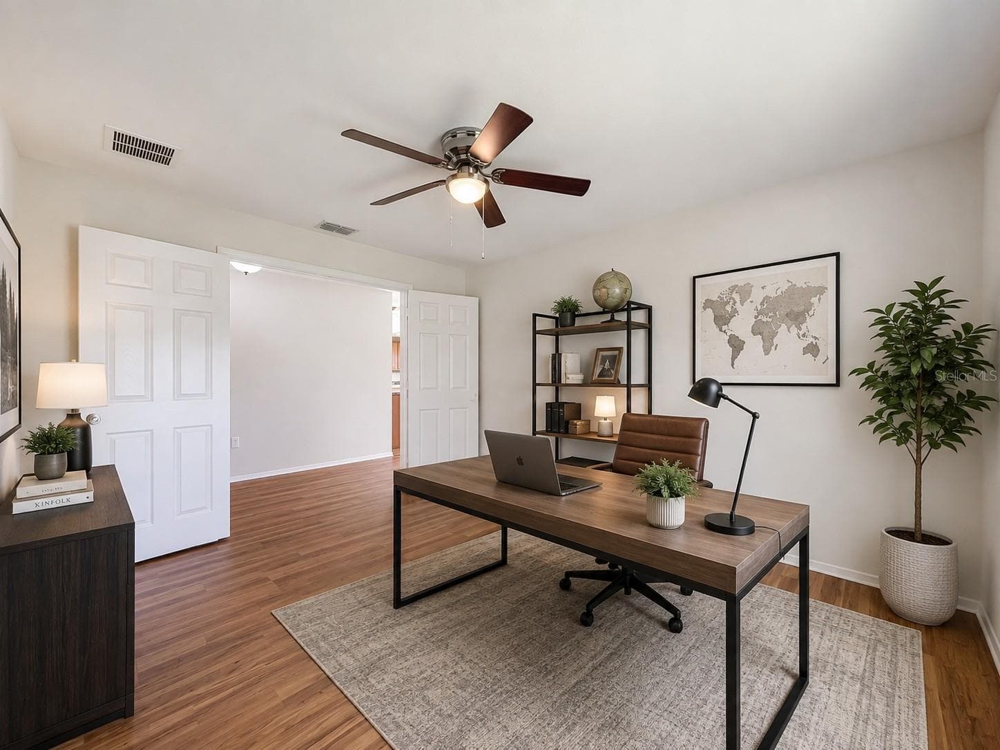 Single Family Residence at 12944 BOGGY POINTE DR, ORLANDO, photo 10 of 65
