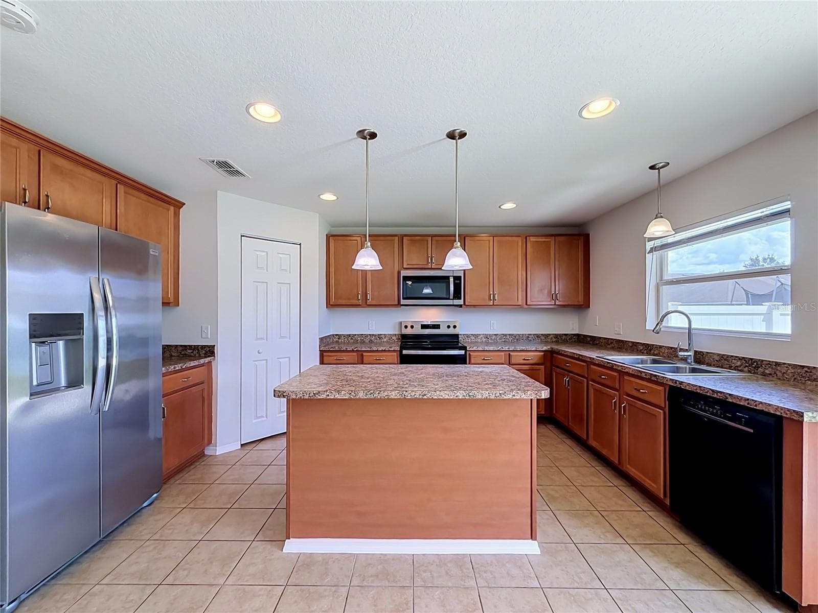 Single Family Residence at 12944 BOGGY POINTE DR, ORLANDO, photo 25 of 65