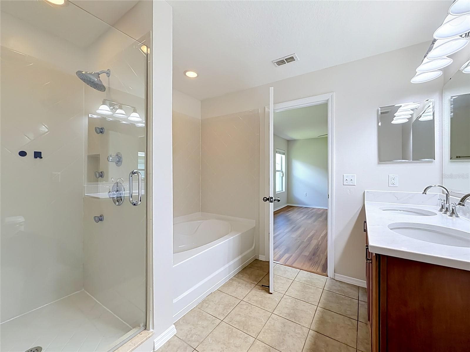 Single Family Residence at 12944 BOGGY POINTE DR, ORLANDO, photo 37 of 65