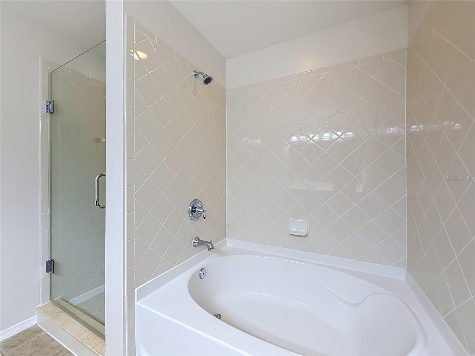 Single Family Residence at 12944 BOGGY POINTE DR, ORLANDO, photo 38 of 65