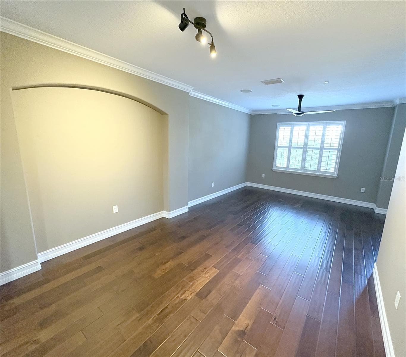 Townhouse at 9632 BAY GROVE LN, TAMPA, photo 13 of 35