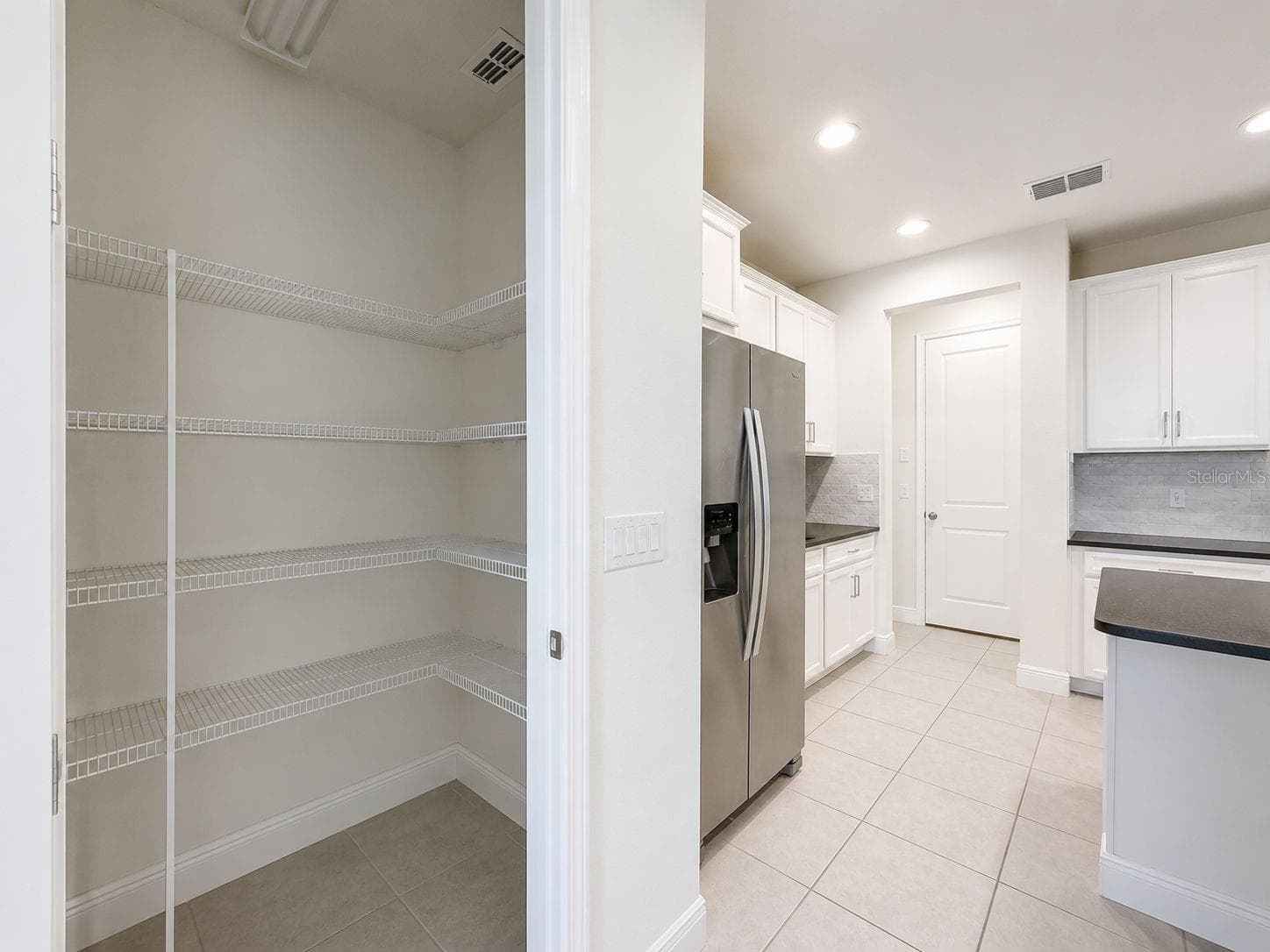 Townhouse at 2404 ARCH AVE, OLDSMAR, photo 15 of 67