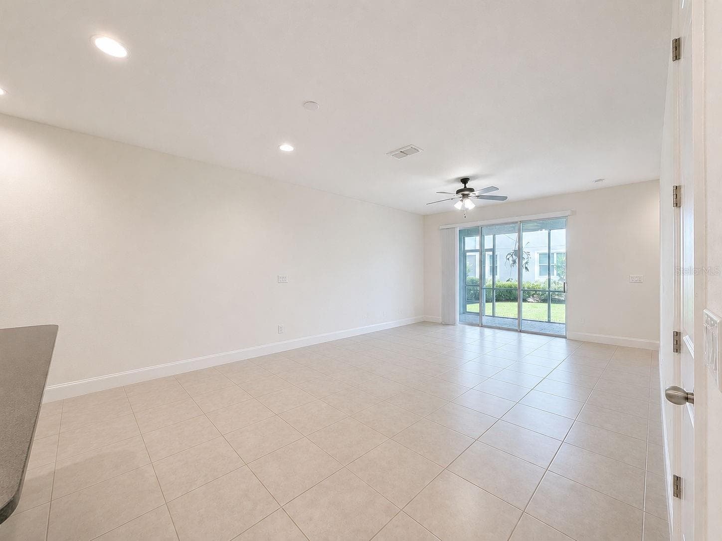 Townhouse at 2404 ARCH AVE, OLDSMAR, photo 25 of 67