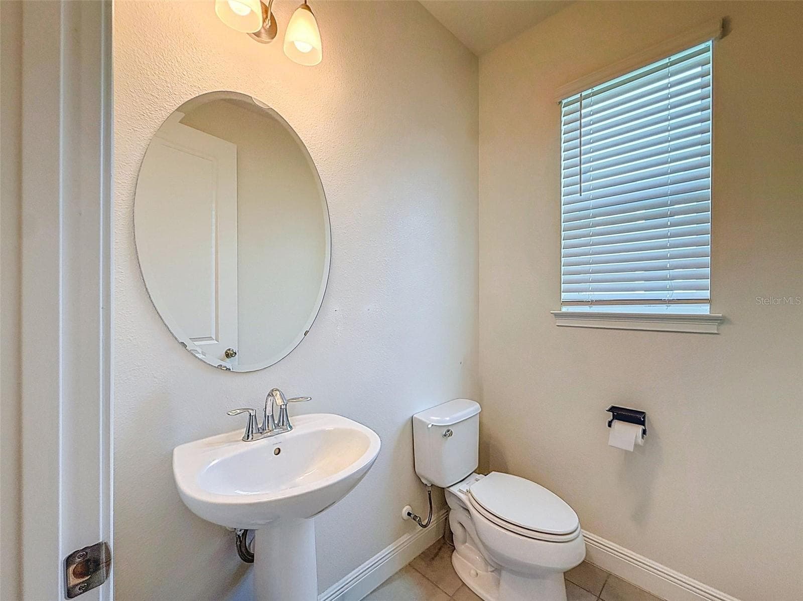 Townhouse at 2404 ARCH AVE, OLDSMAR, photo 26 of 67