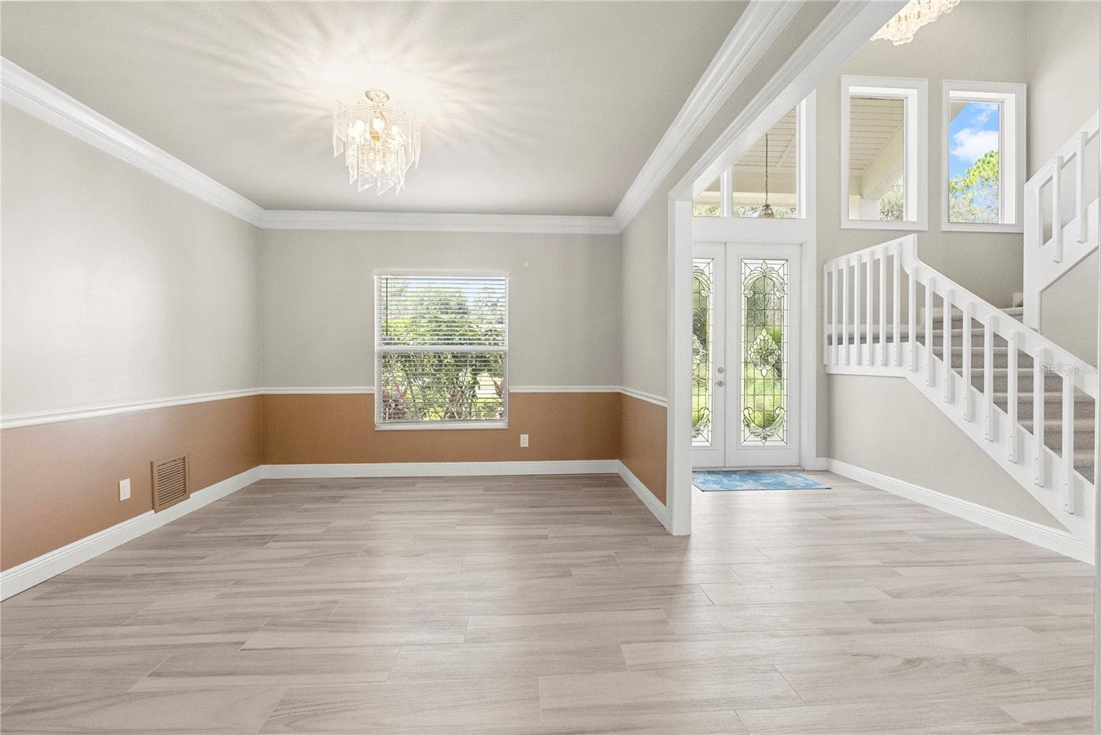 Single Family Residence at 17919 CLEAR LAKE DR, LUTZ, photo 13 of 62