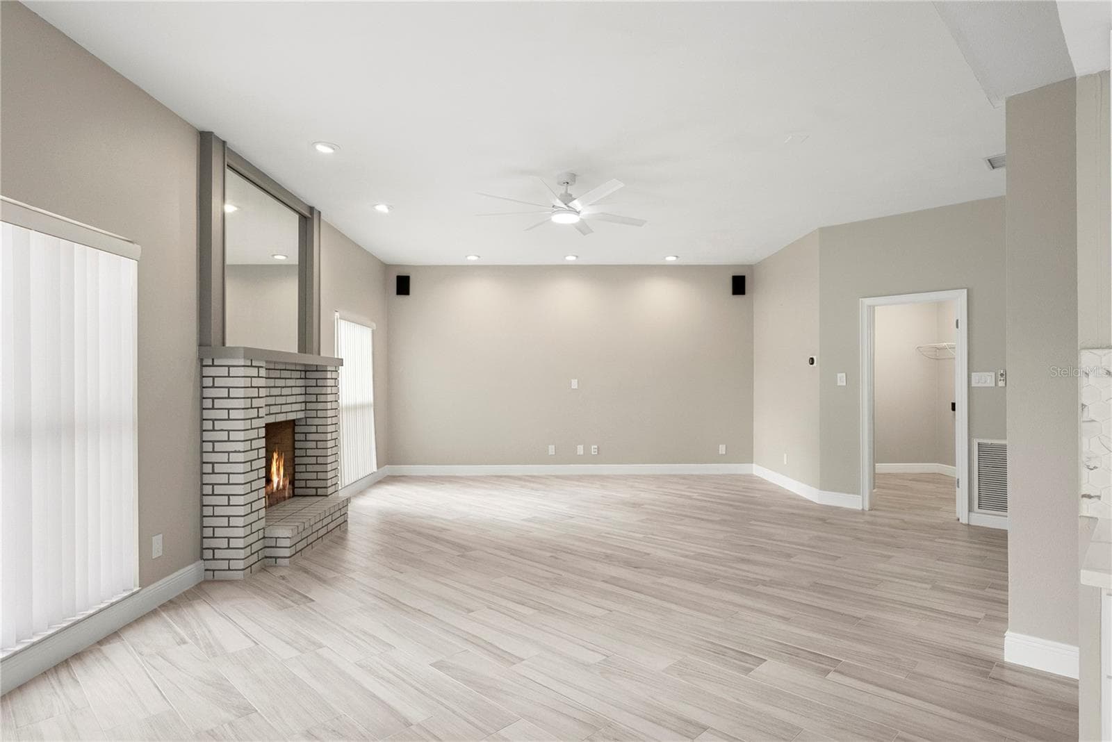 Single Family Residence at 17919 CLEAR LAKE DR, LUTZ, photo 20 of 62