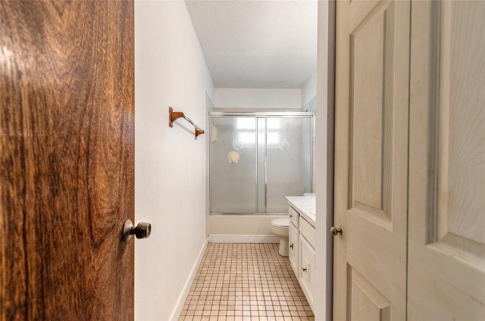 Single Family Residence at 2629 UMBRELLA TREE DR, EDGEWATER, photo 16 of 40