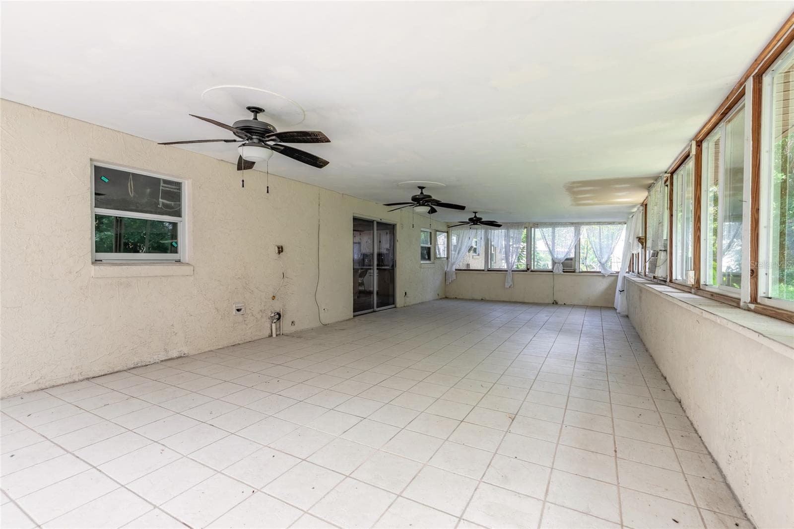 Single Family Residence at 2629 UMBRELLA TREE DR, EDGEWATER, photo 27 of 40