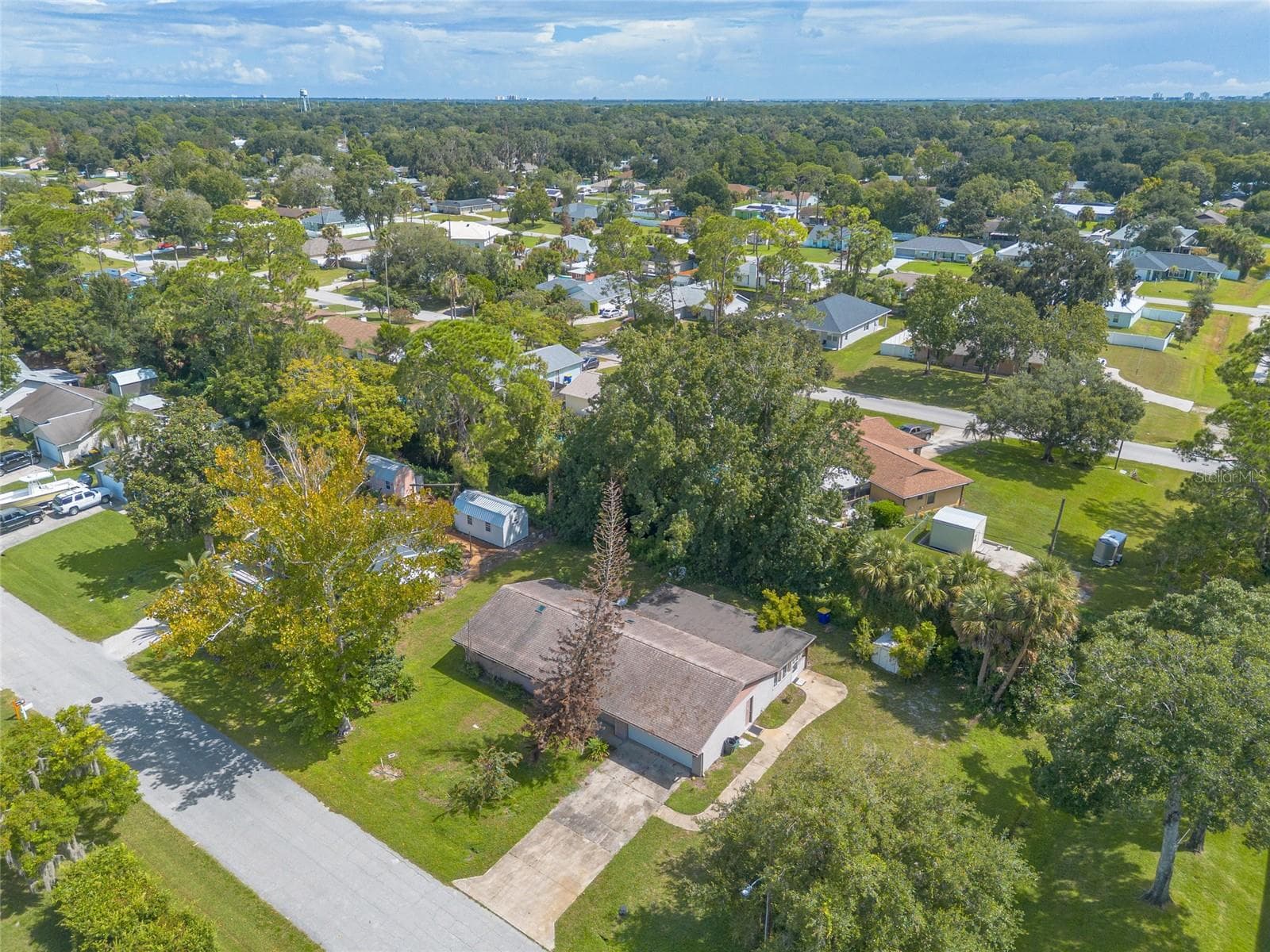 Single Family Residence at 2629 UMBRELLA TREE DR, EDGEWATER, photo 33 of 40